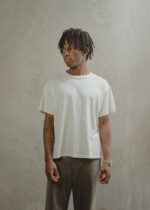 “CHAIN-PEEKER” SINGLE STITCHED TEE - WHITE - Image 4